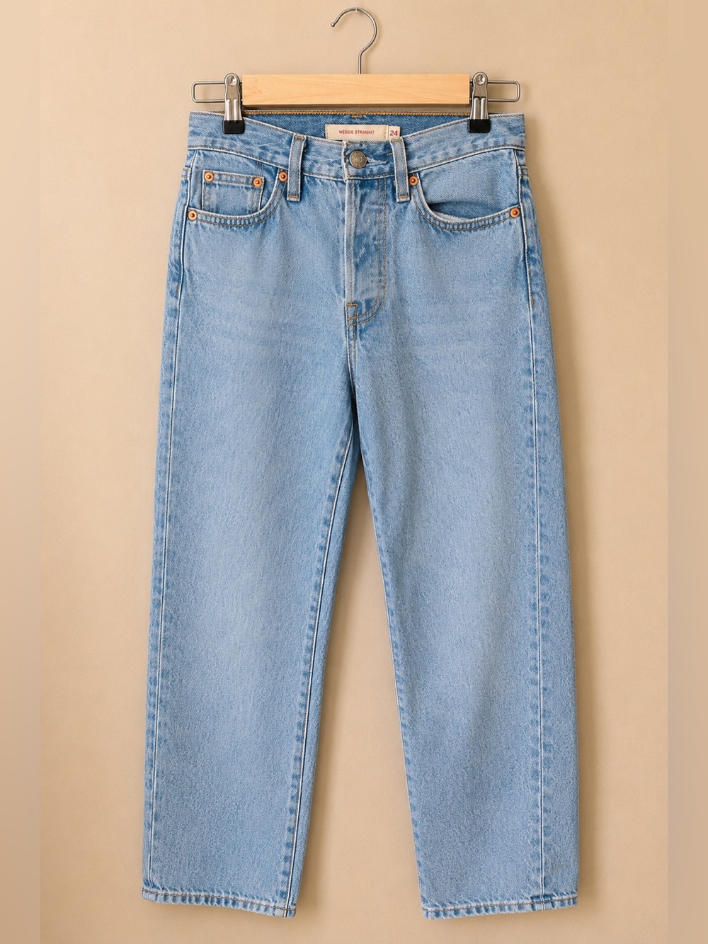 Levi’s Premium Big E Wedgie Straight High Rise Jeans Light Wash Size 24